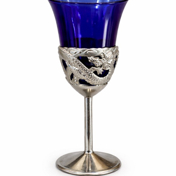 Vintage Nikko Japan Cobalt Blue Cordial / Saki Glasses Set of 6 Dragon Base - Picture 2 of 5